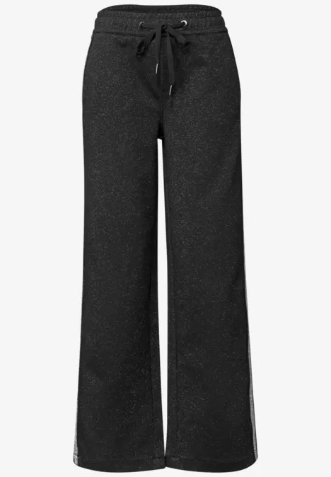 Broek met High Waist en Wide Leg pijpen in een Loose Fit pasvorm Black Schwarze, weite Lounge-Hose mit Kordelzugbund