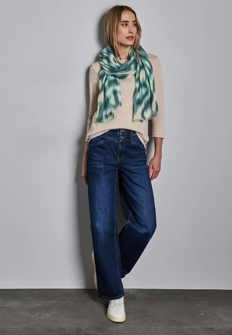Strukturschal mit Print tendril green