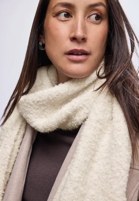 Bouclé Schal soft beige