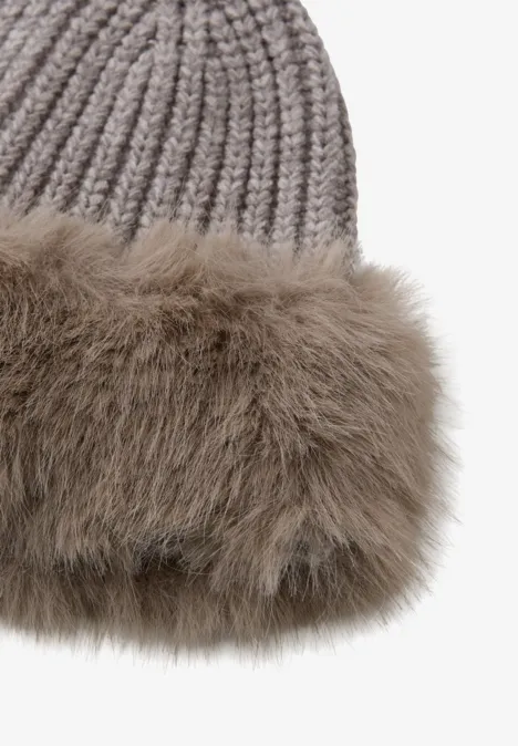 Beanie mit Fake Fur Sandy Mocca Mel. Beanie mit Fake Fur Sandy Mocca Mel.