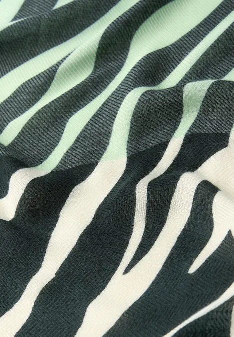 Gemustertes Dreieckstuch serene green