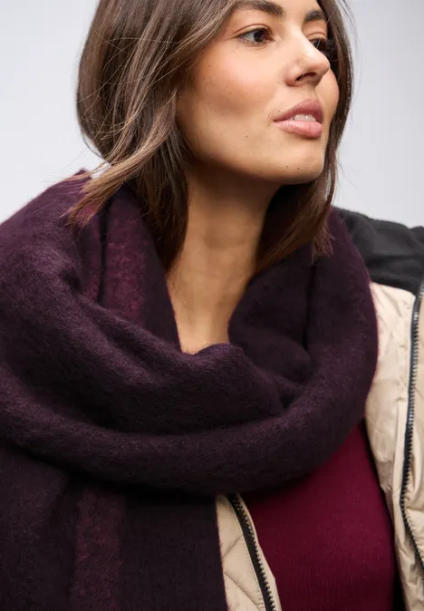 Kuscheliger Schal noble red Kuscheliger Schal noble red