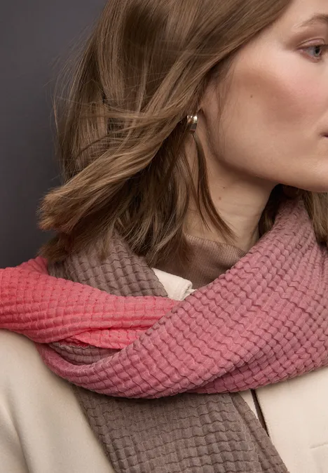 Schal mit Farbverlauf striking coral