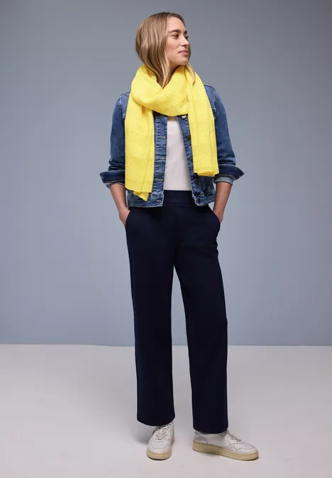 Gestreepte sjaal bloom yellow Gestreepte sjaal bloom yellow