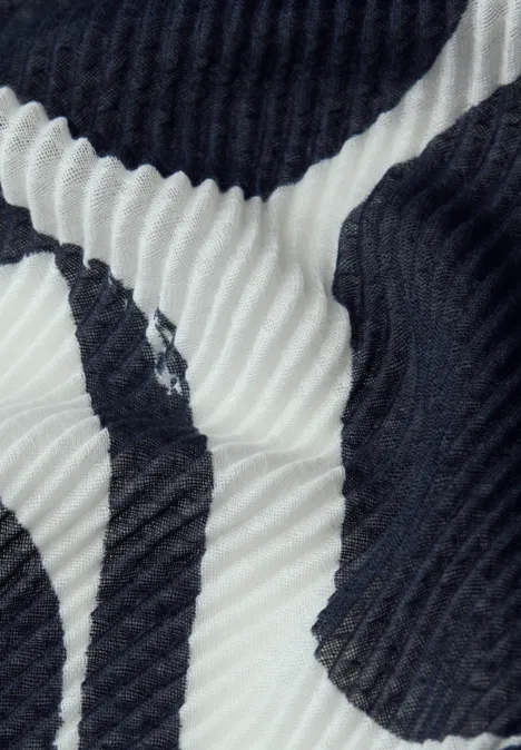 Gemustertes Tuch shadowed navy Gemustertes Tuch shadowed navy