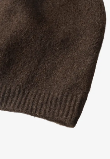 Feinstrick Beanie in Unifarbe auburn brown mel. Feinstrick Beanie in Unifarbe auburn brown mel.