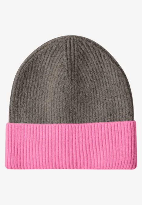Bonnet en maille fine au look « color block » warm blush