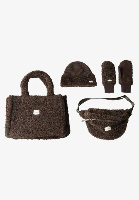Strick Beanie mit Teddydetails auburn brown Strick Beanie mit Teddydetails auburn brown