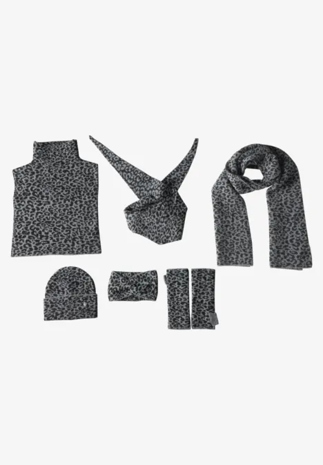 Czapka Jacquard z wzorem w panterkę Black