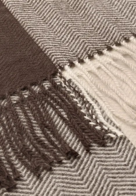 Schal mit Fransen und Muster auburn brown