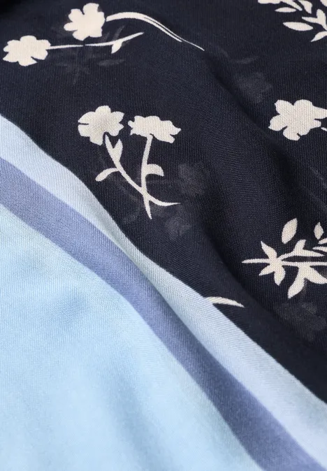 Loop-Schal mit floralem Muster indigo night Loop-Schal mit floralem Muster indigo night
