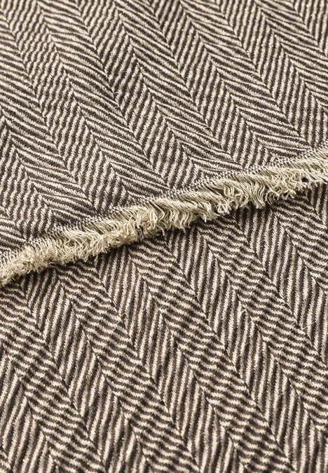 Geplooide sjaal met visgraatpatroon bark brown Geplooide sjaal met visgraatpatroon bark brown