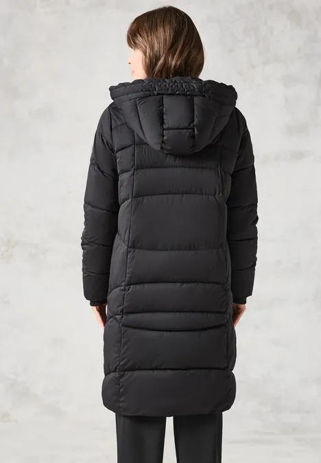 Gefütterter Mantel Black