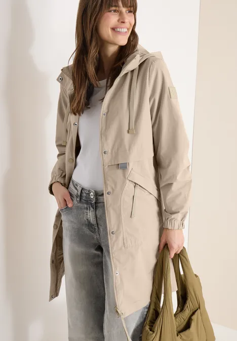 Veste longue à mémoire crispy camel