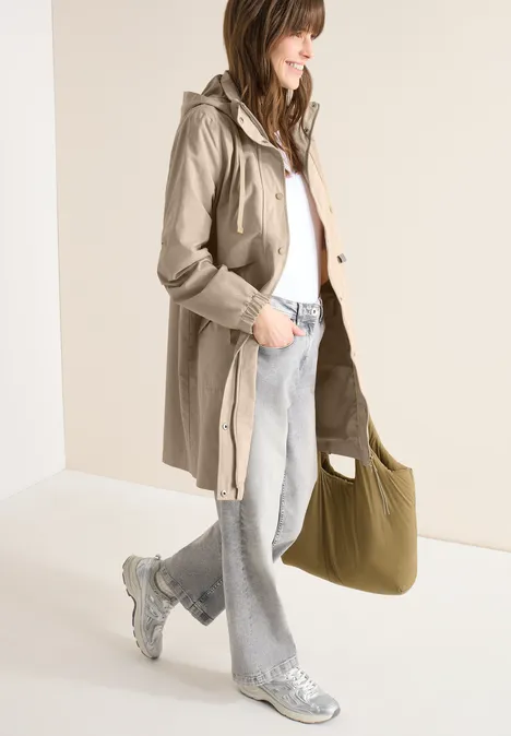 Veste longue à mémoire crispy camel