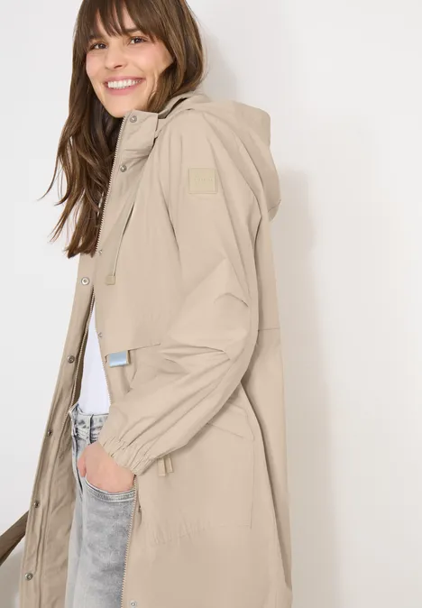 Veste longue à mémoire crispy camel