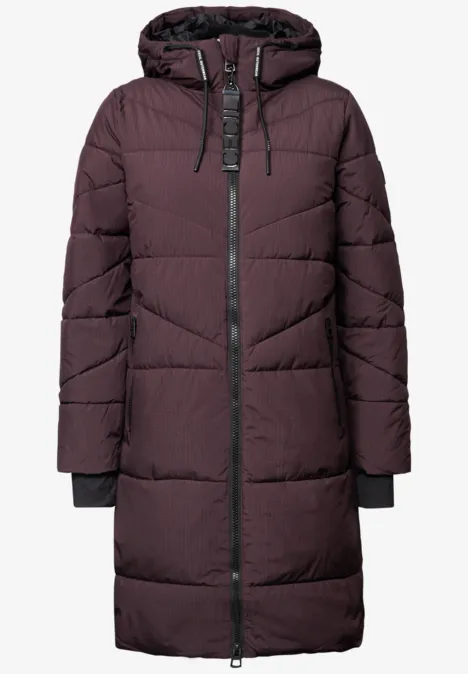 Steppmantel mit Kapuze und Reißverschluss berry red Dunkelviolette, gesteppte Winterjacke mit Kapuze, mittellang, Reißverschluss, seitliche Taschen.