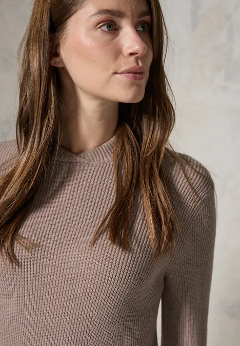 Strickkleid milky caramel melange
