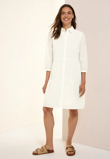 Kleid mit Lochstickerei vanilla white