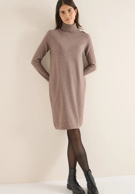 Kuscheliges Rollkragen Kleid chocolate mousse melange