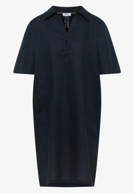 Dunkelblaues, knielanges Hemdkleid mit kurzen Ärmeln und Knopfleiste