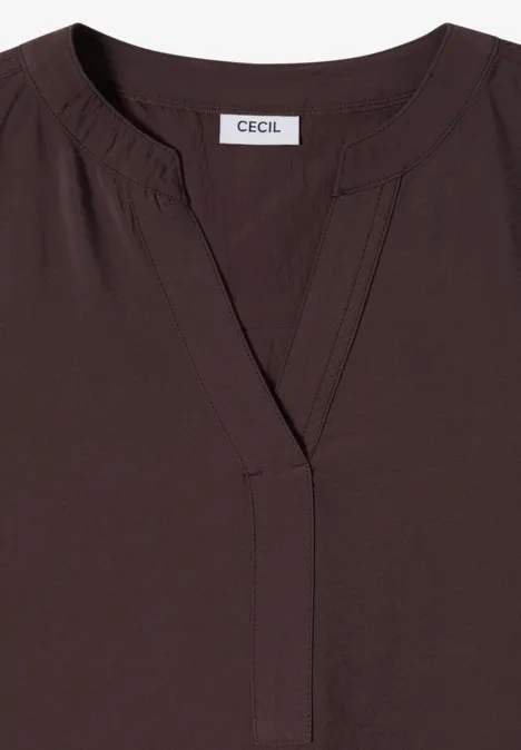 Knie-lange jurk met split in de hals brown cacao Donkerbruine damesblouse van CECIL met V-hals en eenvoudige pasvorm.