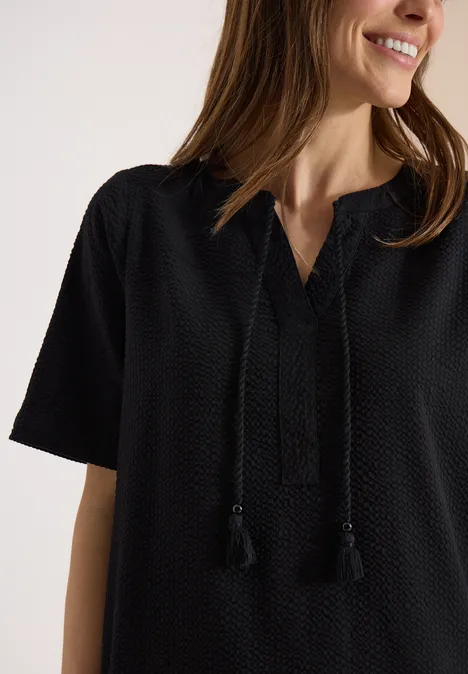 Knielanges Kleid in Seersuckerqualität Black