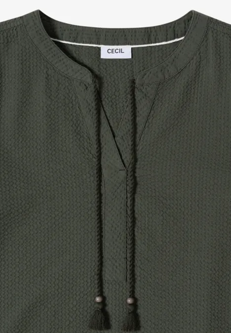 Knielanges Kleid in Seersuckerqualität khaki Knielanges Kleid in Seersuckerqualität khaki