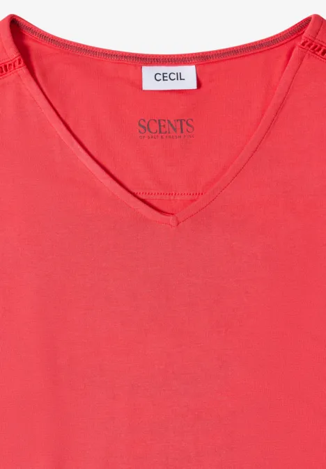 Rotes V-Shirt mit V-Ausschnitt und CECIL-Label