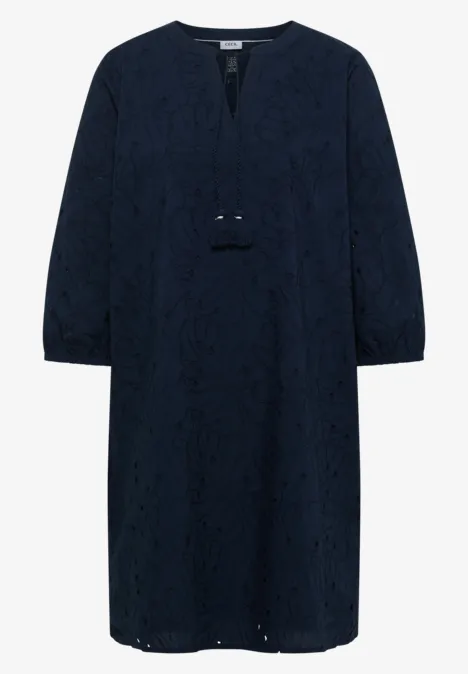 Dunkelblaues knielanges Spitzenkleid mit 3/4-Ärmeln und V-Ausschnitt.