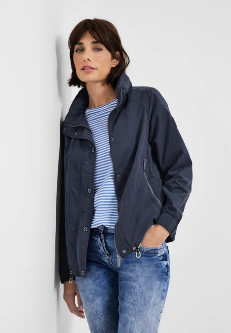 Kurze Jacke mit Taschen navy blue