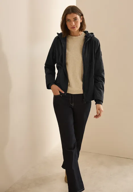 Kurze Jacke Black