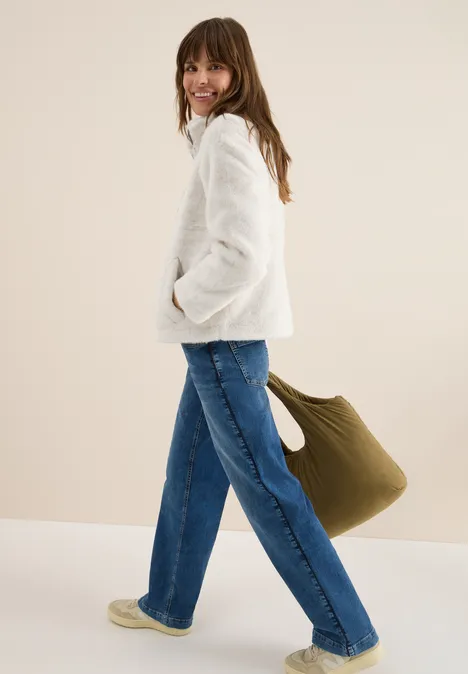 Veste courte en imitation fourrure vanilla white