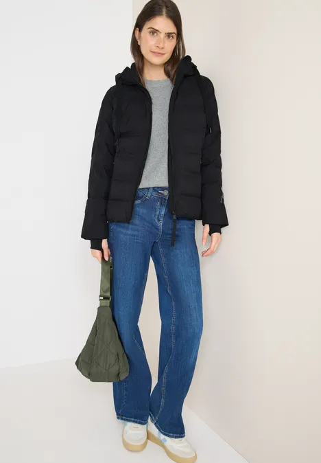 Jas met getapete naden Black