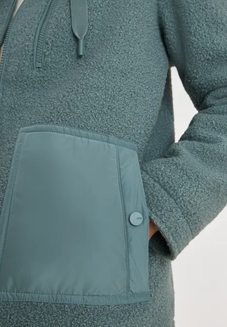 Kuschelige Jacke mit Details ice hill green