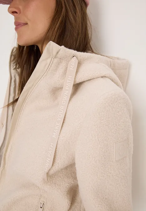 Veste courte en optique laine teddy vanilla white