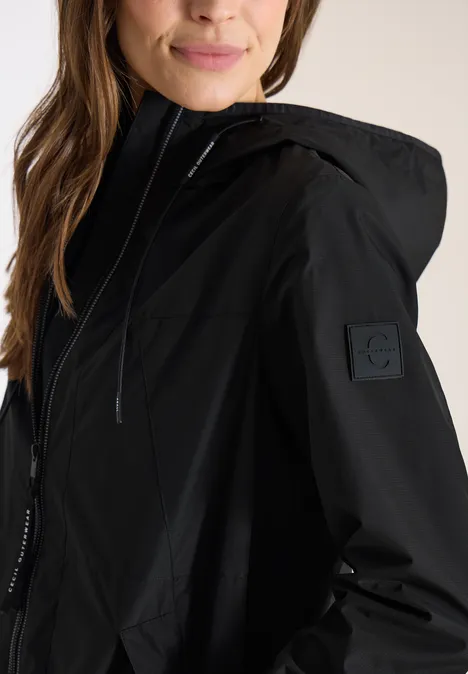 Jacke mit Kapuze und Tunnelzug Black Jacke mit Kapuze und Tunnelzug Black