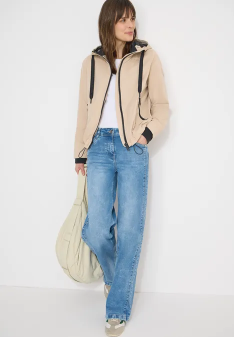 Kurze Jacke crispy camel