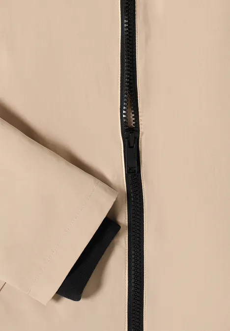 Kurze Jacke crispy camel