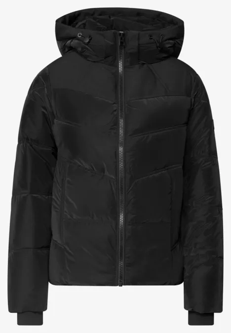 Veste matelassée à capuche avec des détails en sergé Black Schwarze, gesteppte Kapuzenjacke aus Daunen mit durchgehendem Reißverschluss.