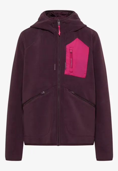 Lila Fleece-Kapuzenjacke mit Reißverschluss und pinkfarbener Brusttasche.