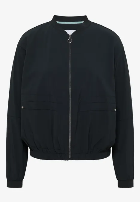 Veste bomber noire à zip, deux poches et poignets ainsi que taille élastiquée.