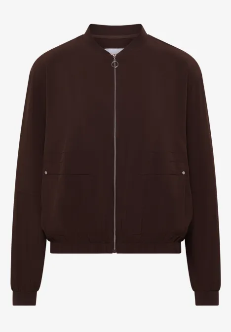 Blouson uni à fermeture zip brown cacao Blouson bomber marron foncé avec fermeture éclair, poches latérales et bordures côtelées.