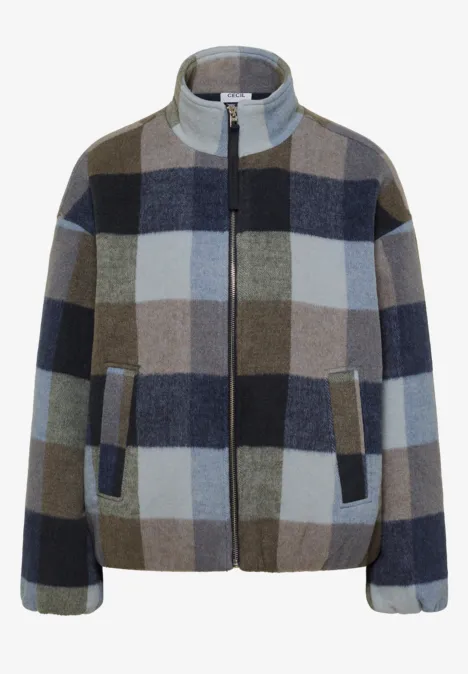 Blouson à col montant et motif à carreaux urban dark blue Veste bomber à carreaux bleus, gris et bruns avec fermeture éclair, col montant et poches latérales.