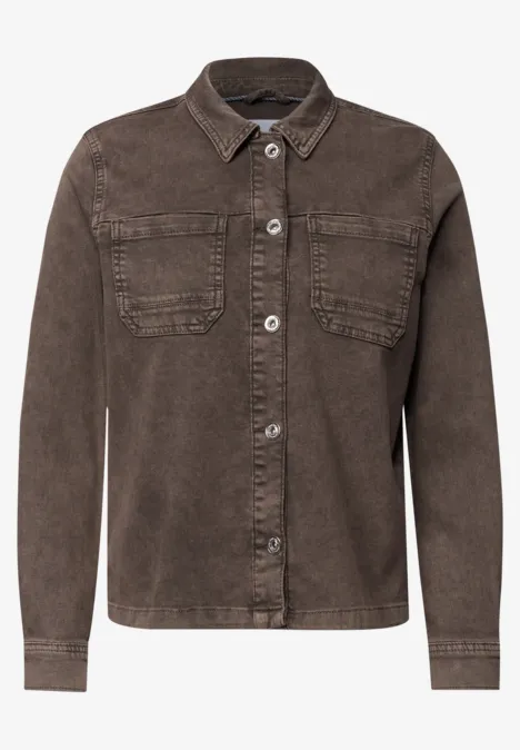 Denim Overshirt mit Brusttaschen truffle brown Braune Jeansjacke mit Hemdkragen, Knopfleiste und zwei aufgesetzten Brusttaschen.