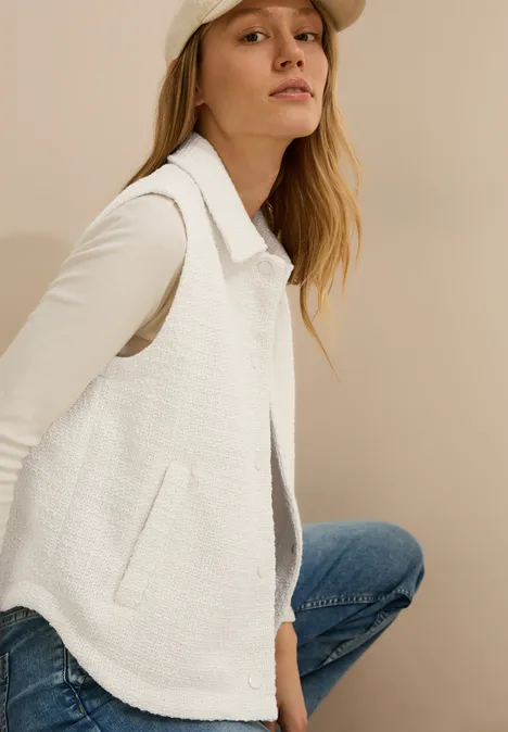 Bouclé Weste raw sand beige