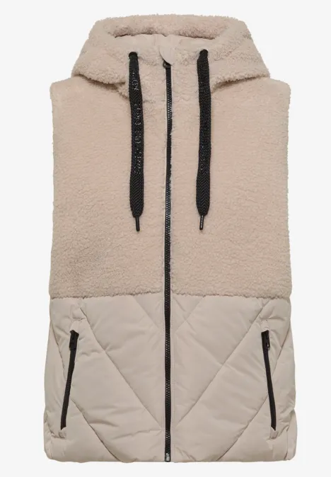 Veste sans manches à capuche en polaire teddy avec partie inférieure matelassée, fermeture zippée et poches