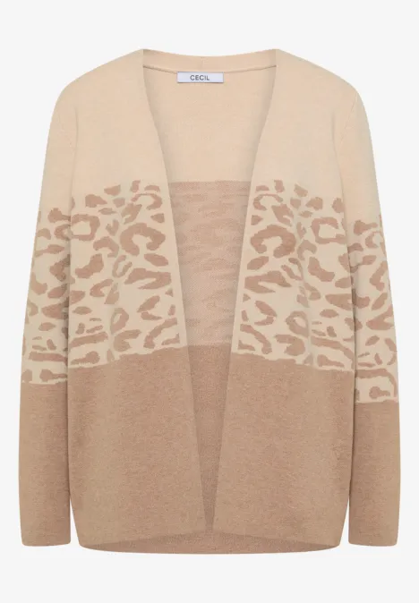 Offener Cardigan mit Jacquard-Muster creamy mocha melange Beiger offener Cardigan mit braunem Leopardenmuster an Brust und Ärmeln.