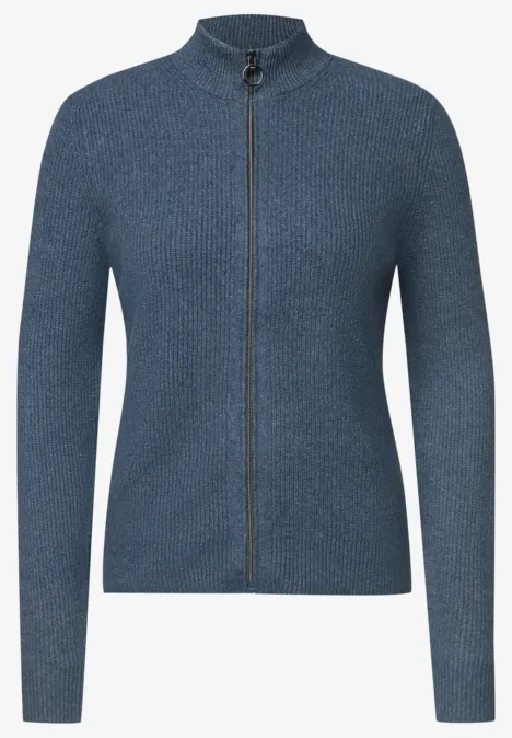 Blauw vest met ritssluiting, opstaande kraag en lange mouwen, fijne breistructuur.