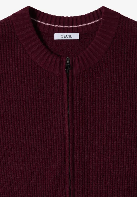 Cardigan bordeaux en grosse maille, zippé sur toute la longueur, col rond, marque CECIL.
